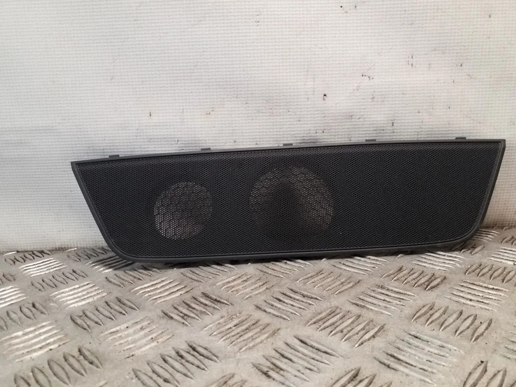Maskownica głośnika środkowego 3V0857717