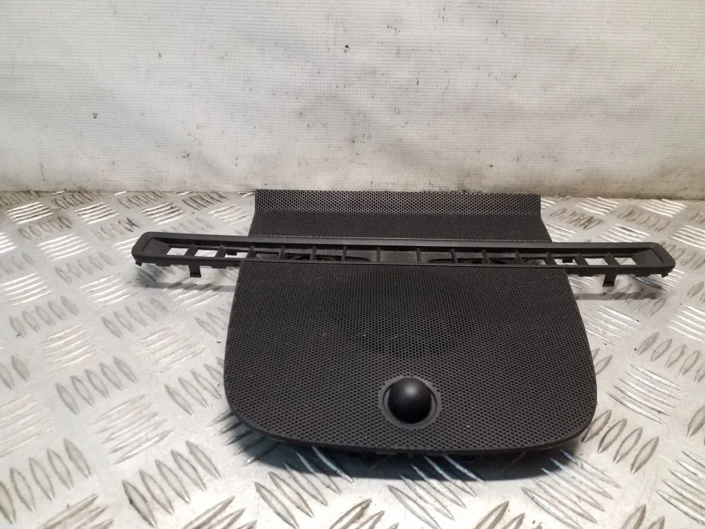 Dash center speaker trim cover – Opel Meriva B (2010-2016)