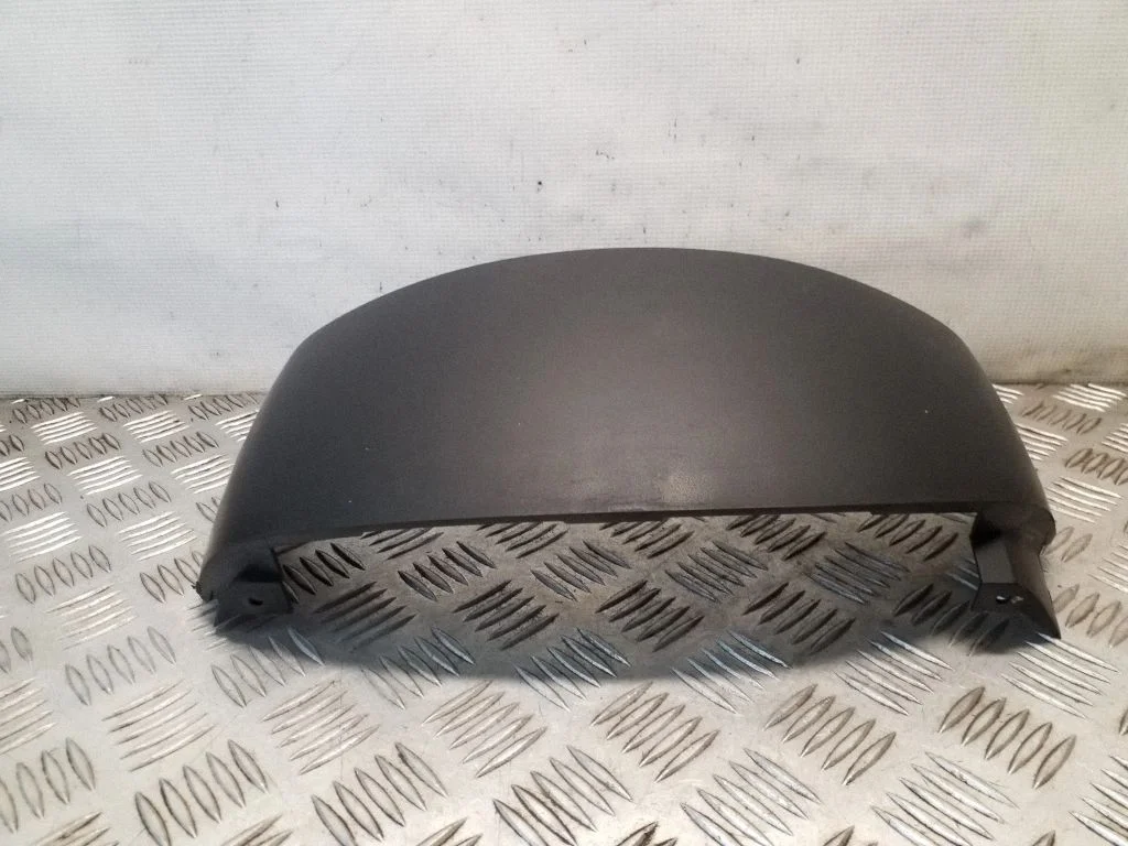 Dashboard trim 84446H1600