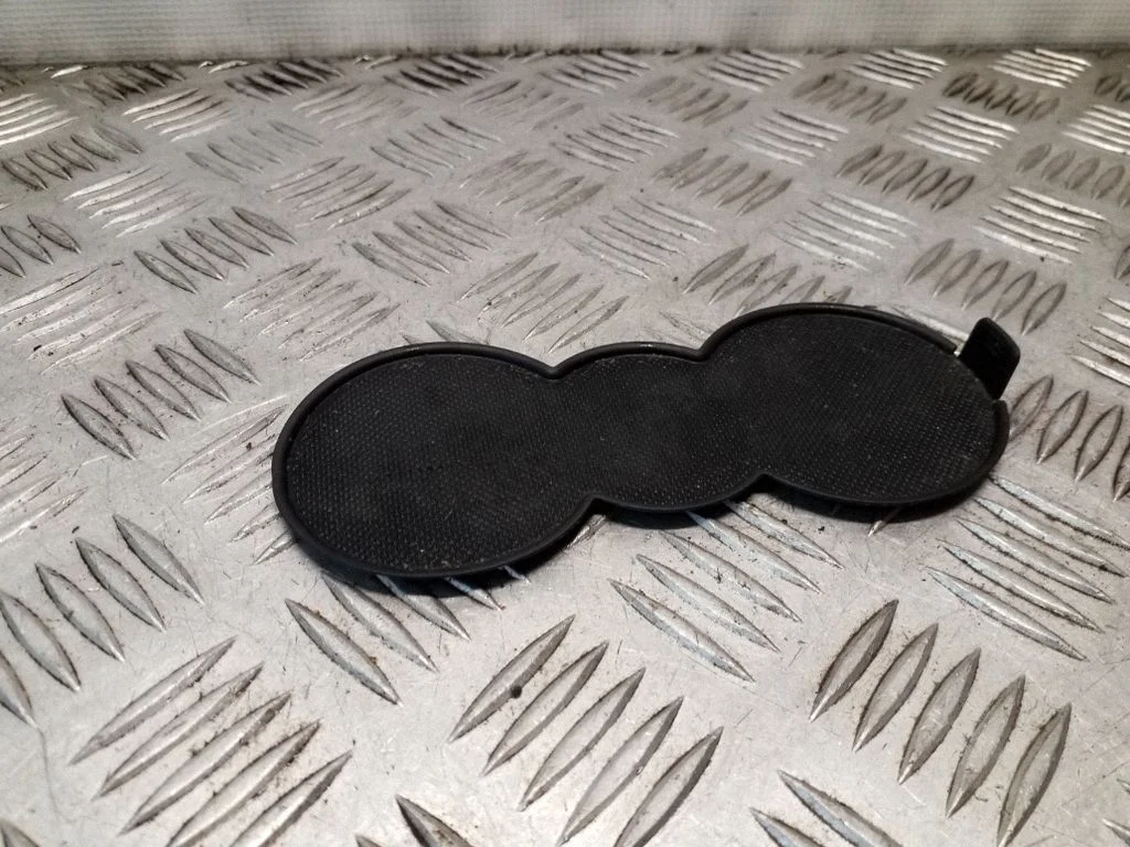 Puodelių laikiklio guminis paklotėlis