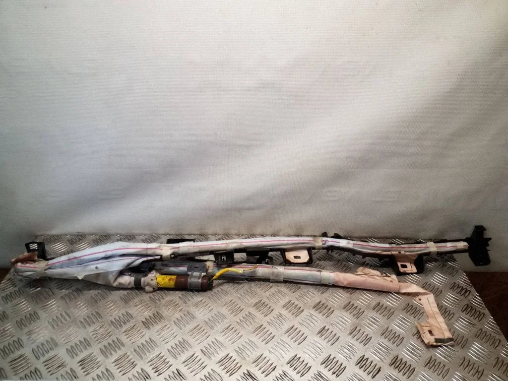 Katuse turvapadi (kardin) TG11E01001