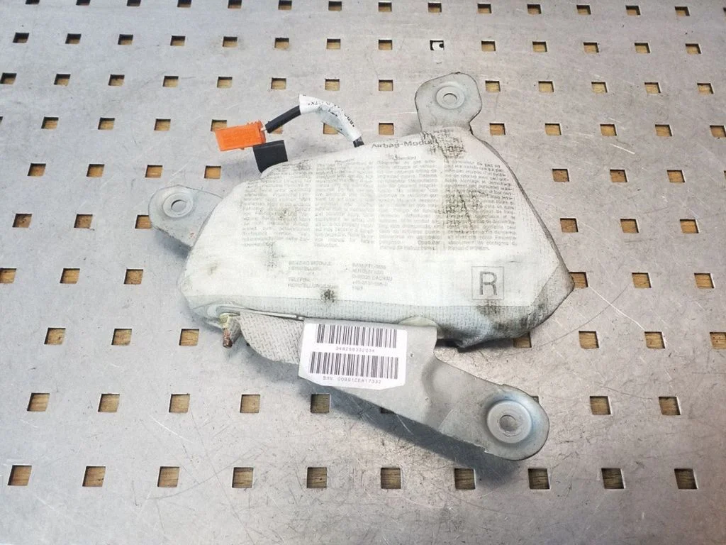Front door airbag – BMW 5 Series E39 (1996-2003)