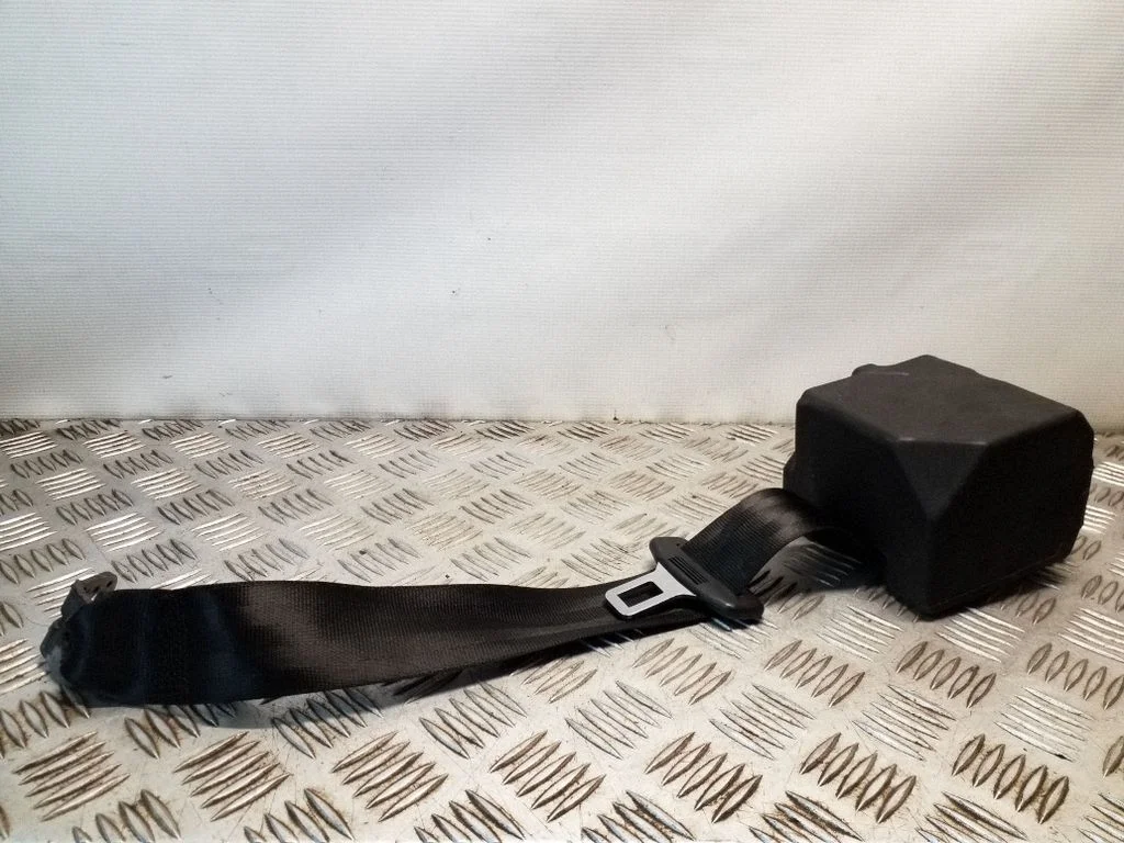 Tagumine turvavöö 8X4857805C