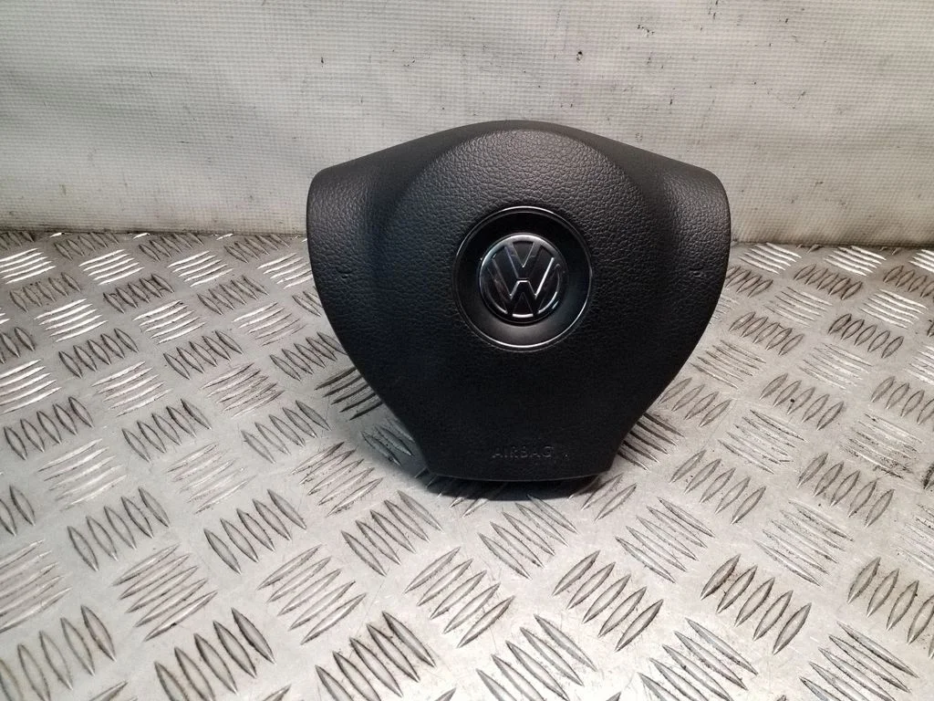Steering wheel airbag 1T0880201AA