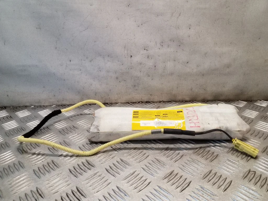 Seat airbag – front right