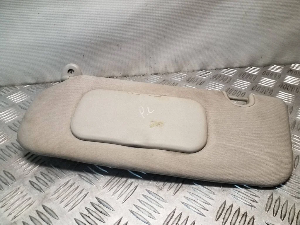 Sun visor