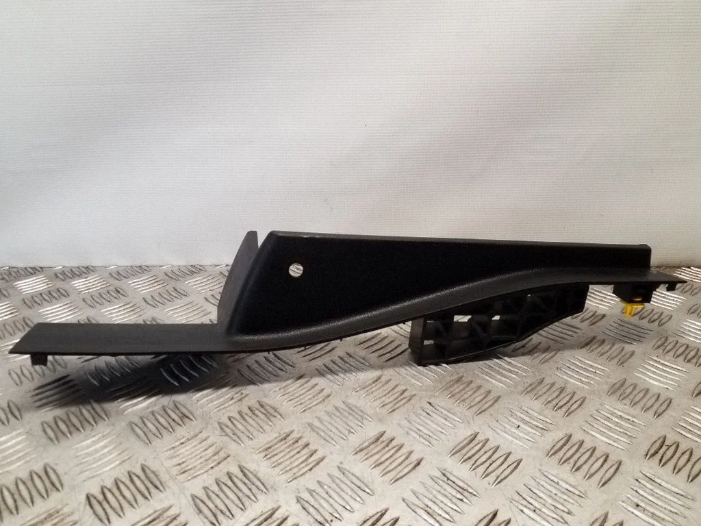 Tagalävise kate (sisemine) 6M21U13245AFW