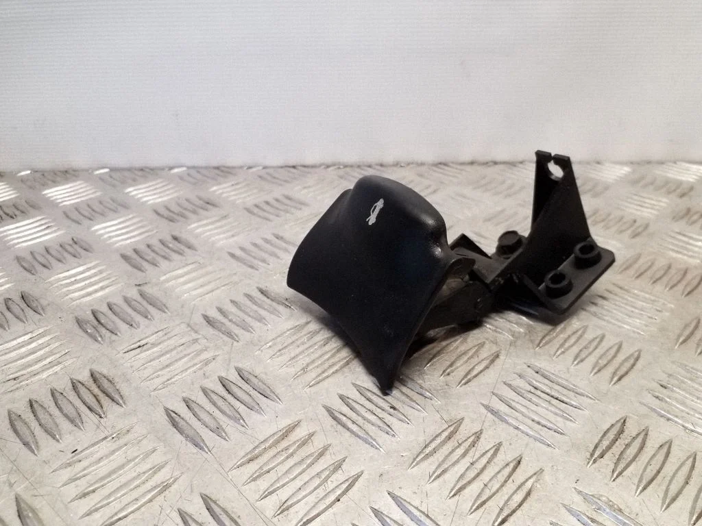 Engine bonnet (hood) release handle 55135532