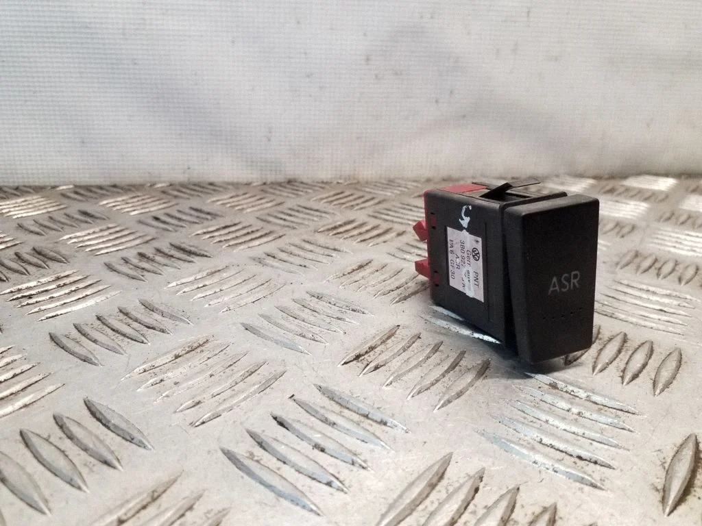 Traction control (ASR) switch 3B0927133A