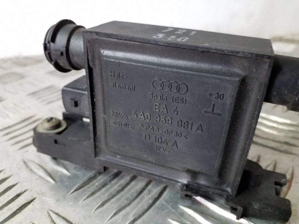Centrālās slēgšanas vadības bloks 4A0959981A