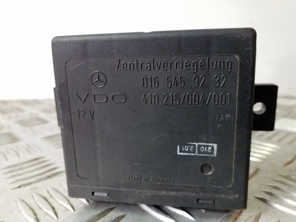 Centrālās slēgšanas vadības bloks 0165459232