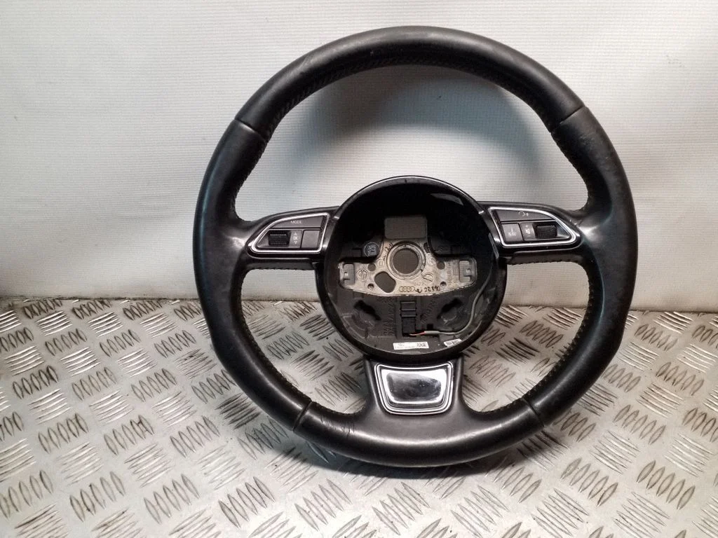 Steering wheel – Audi A5 Sportback 8TA (2009-2016)