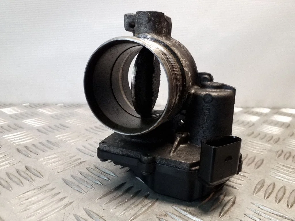 Throttle valve – Audi A5 Sportback 8TA (2009-2016)