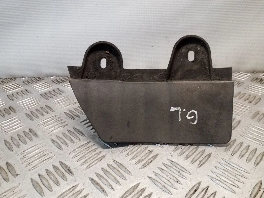 Tagumine porikaitse 8X0853833