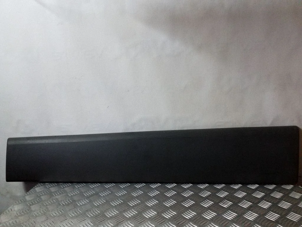Apdaila slankiojančių durų (moldingas)