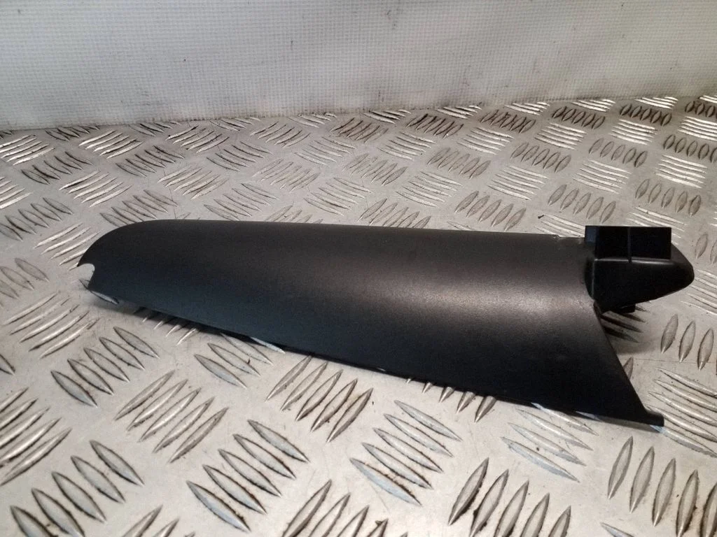 Välispeegli plastkate 1T0837973B