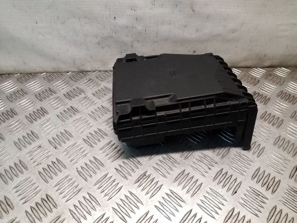 Fuse box set 3C0937125A