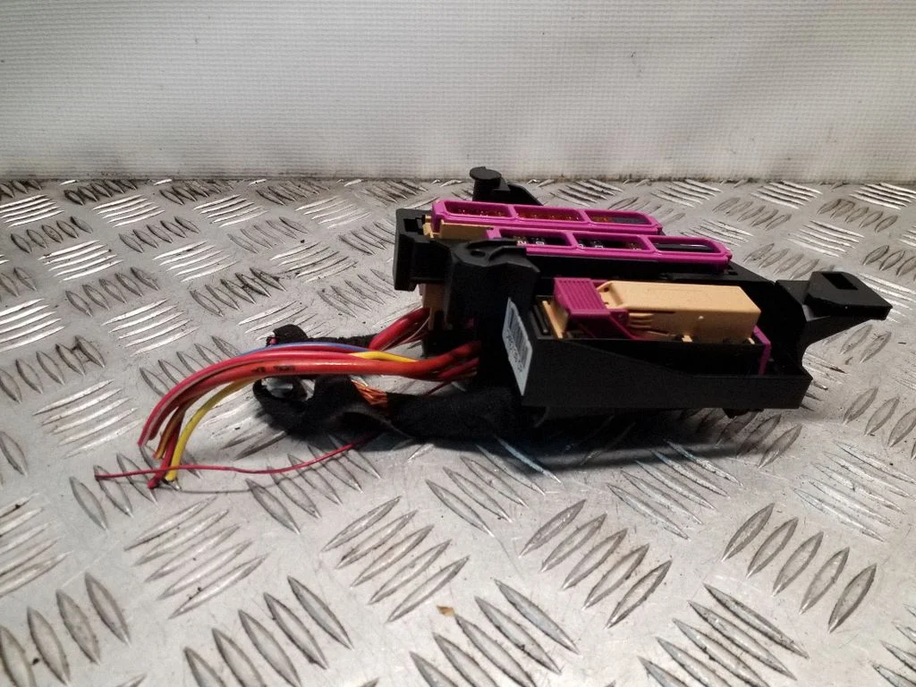 Fuse module – Audi A5 Sportback 8TA (2009-2016)