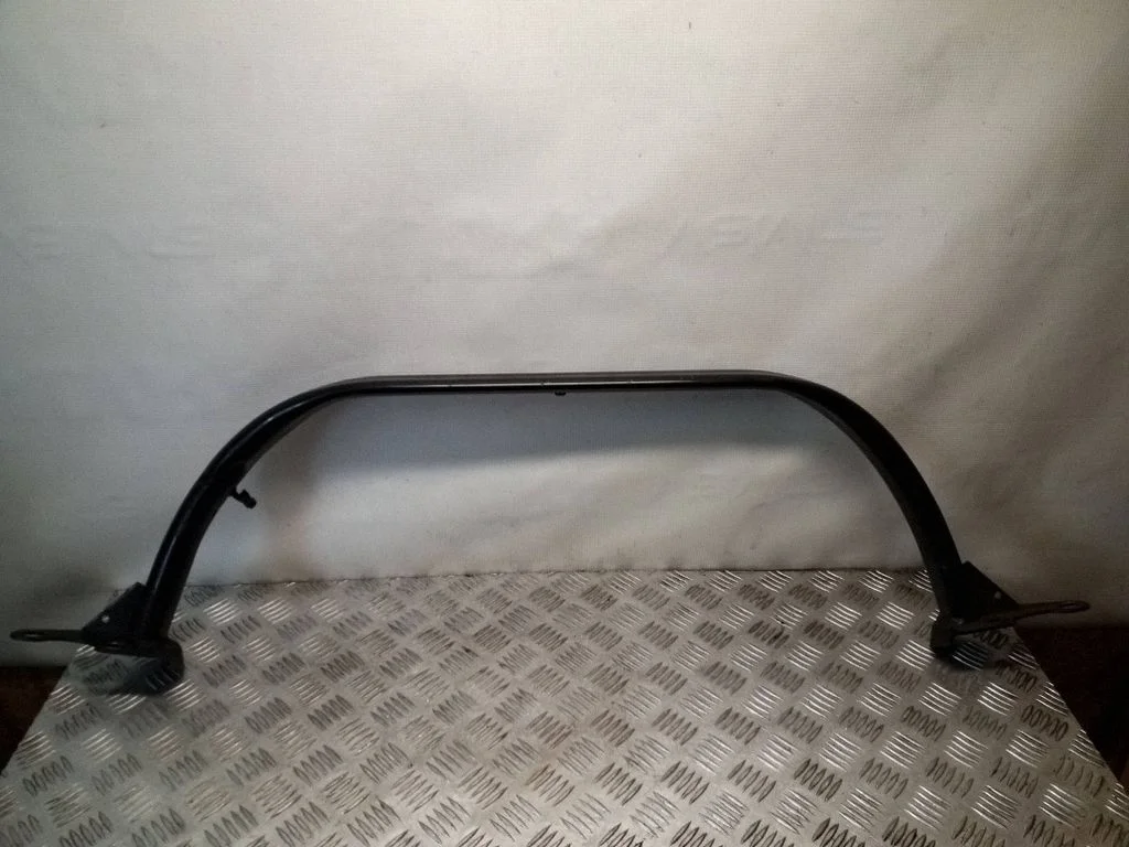 Kita variklio skyriaus detalė