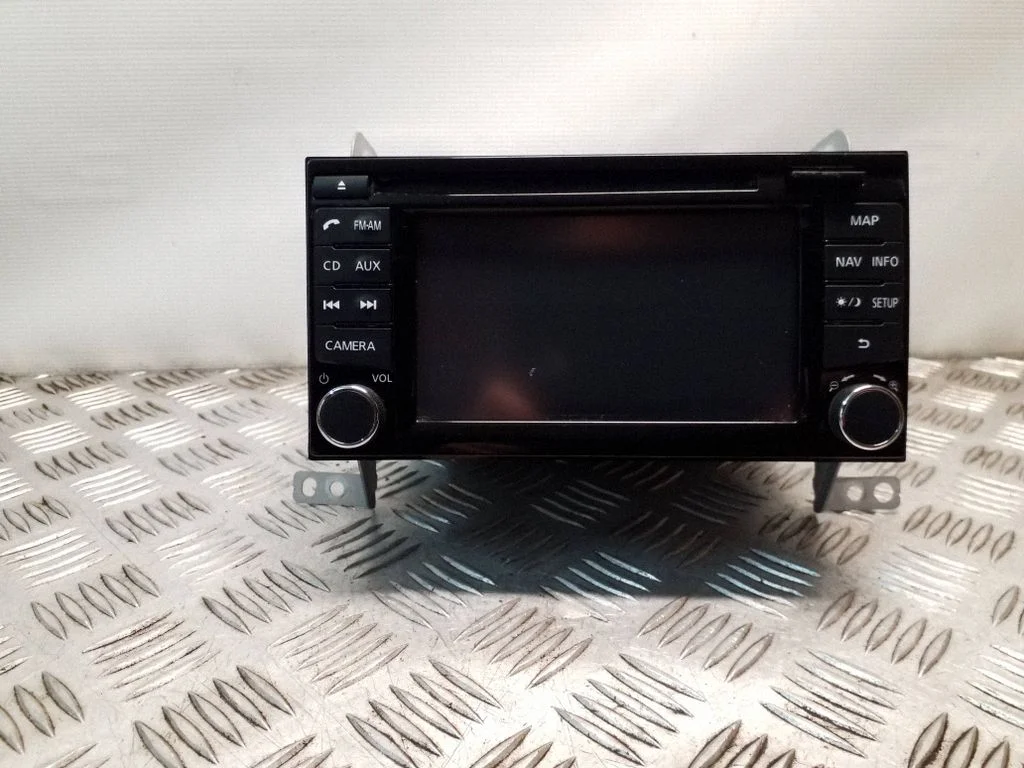 Radio/CD/DVD atskaņotājs/navigācija 25915BX80B