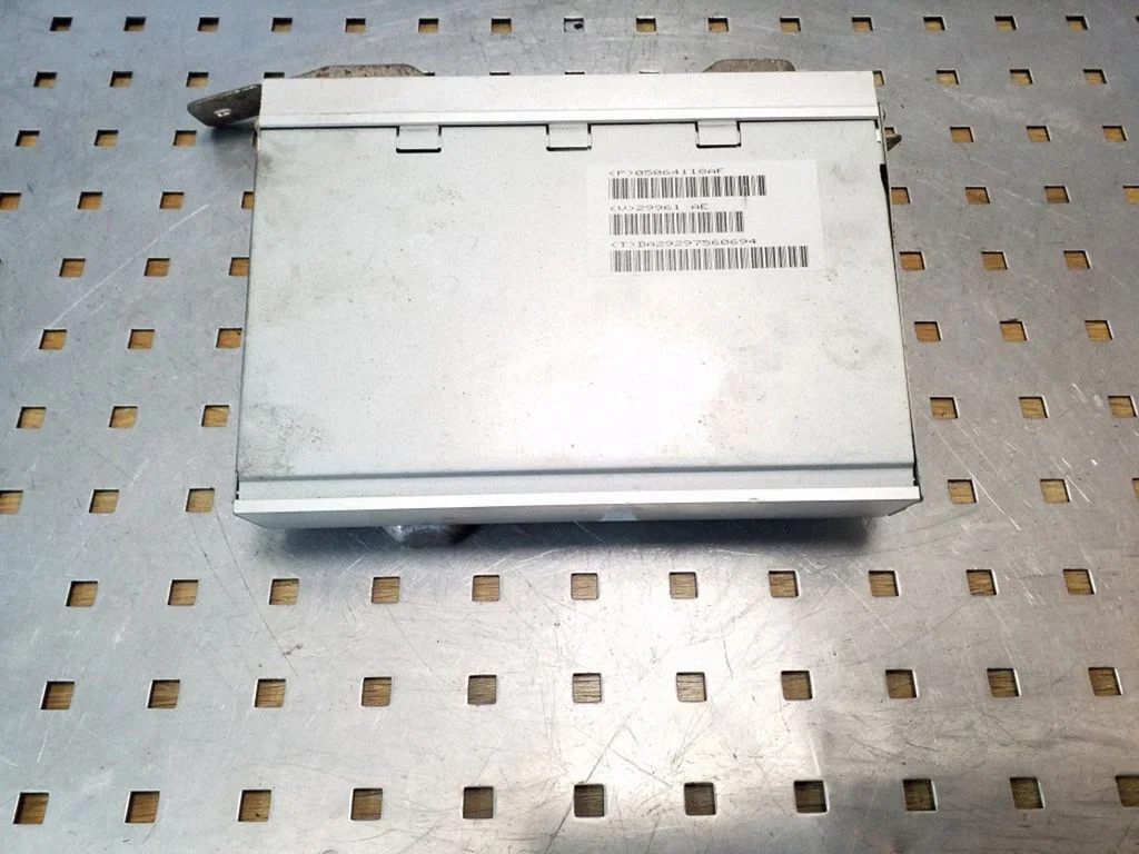 Wzmacniacz audio 05064118AF