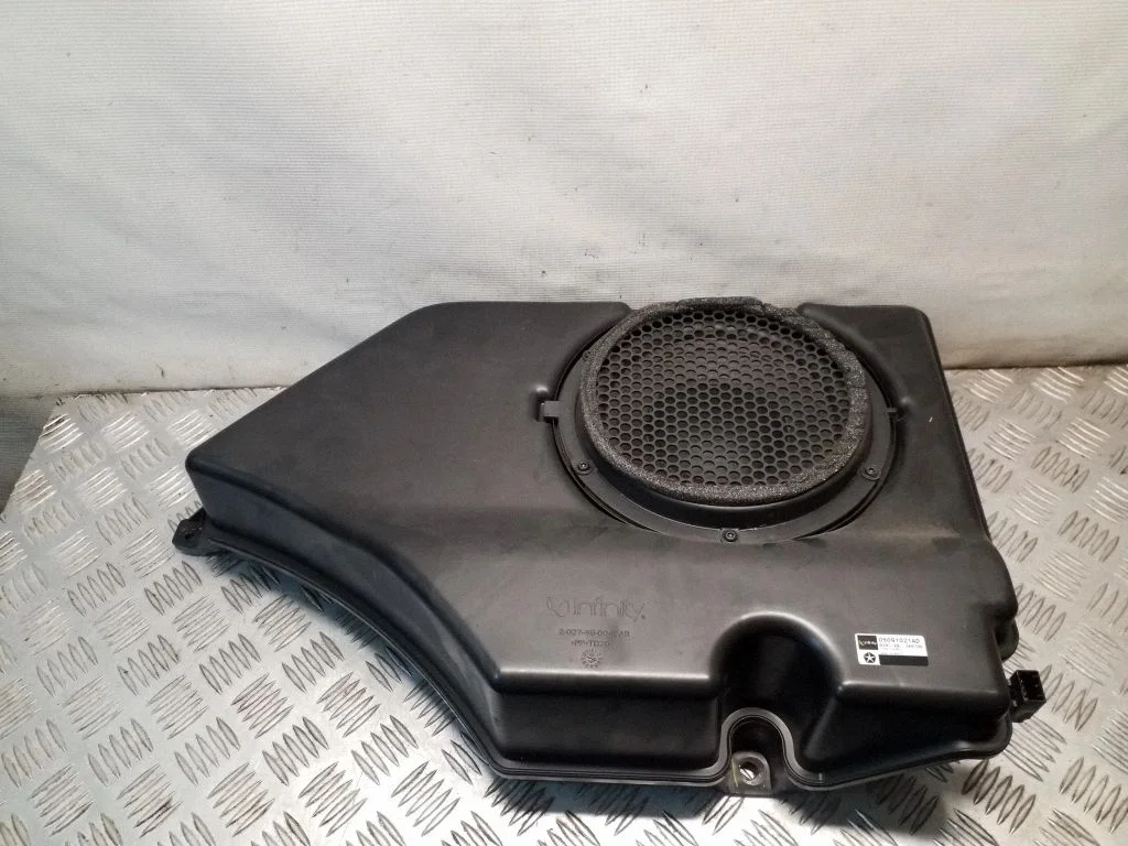Subwoofer speaker 05091021AD