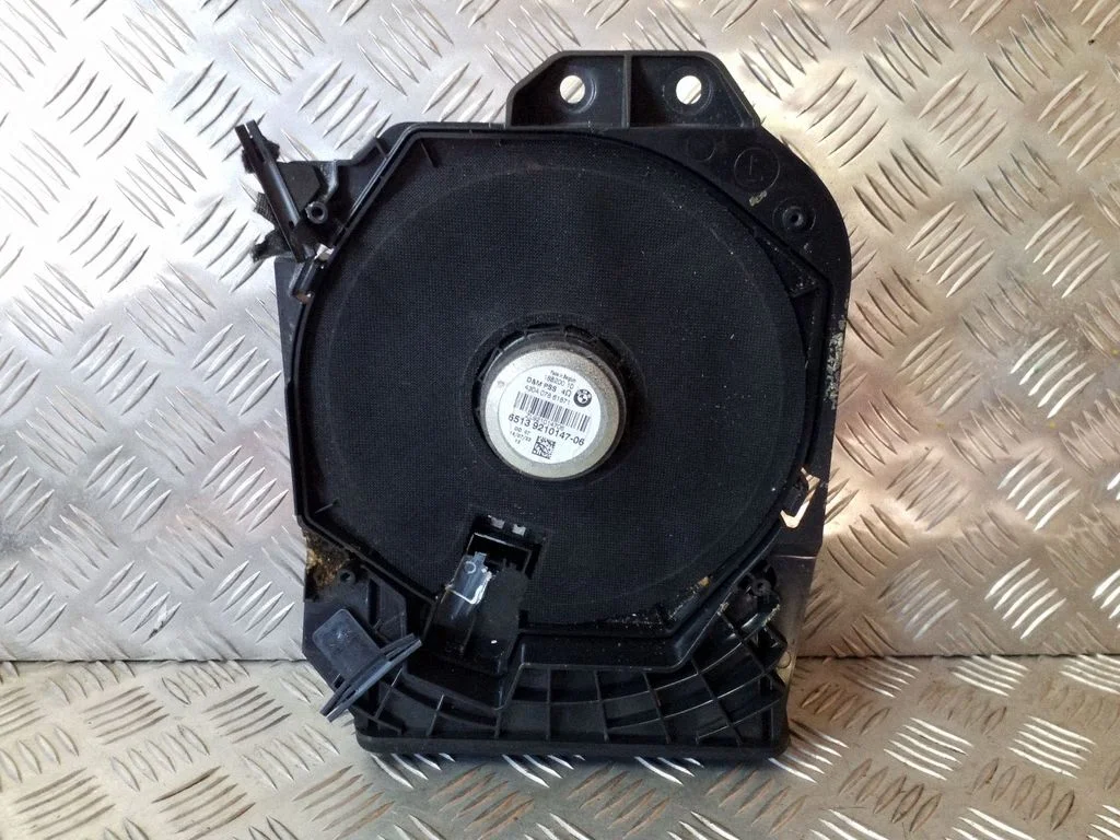 Subwoofer speaker 9210147