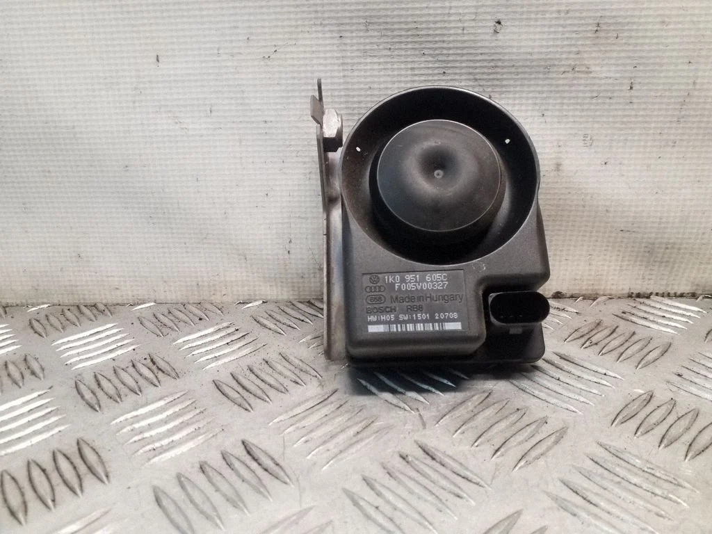 Alarm system siren 1K0951605C