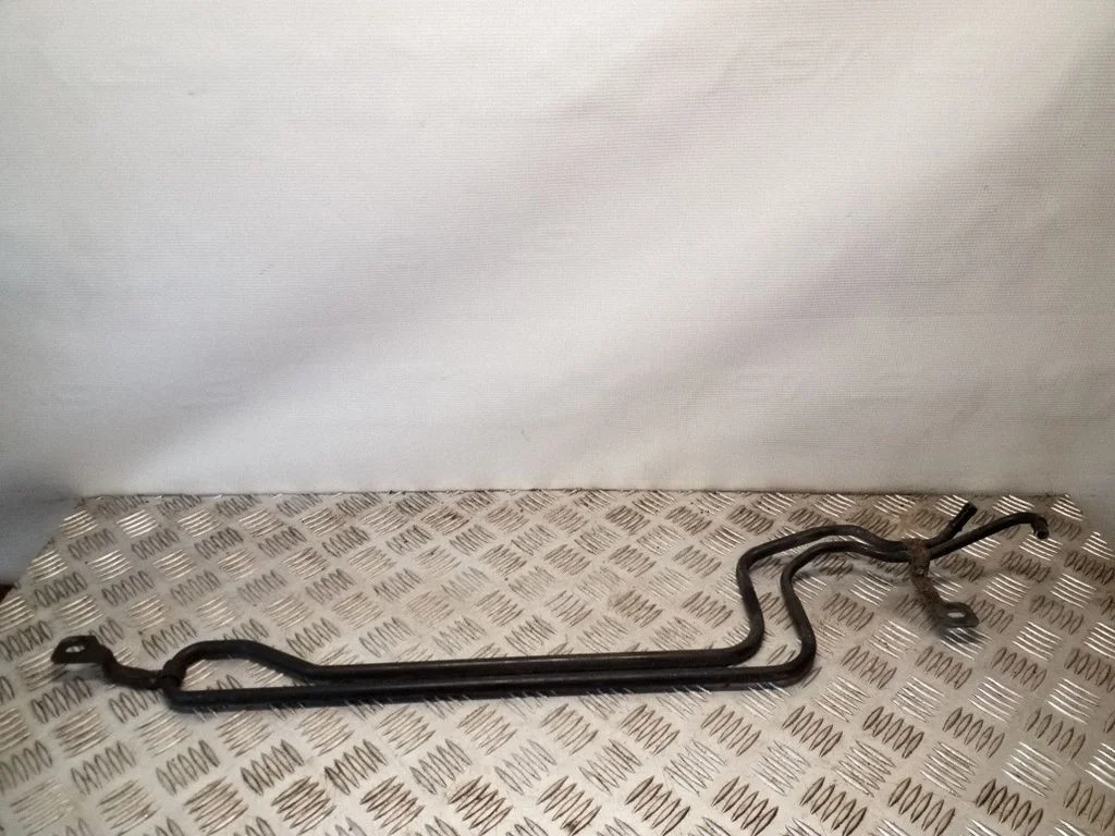 Roolivõimendi radiaator 4A0422885B