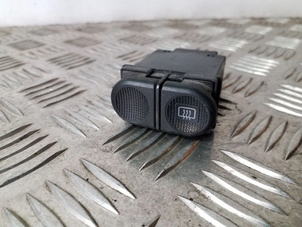 Windscreen/window heater switch