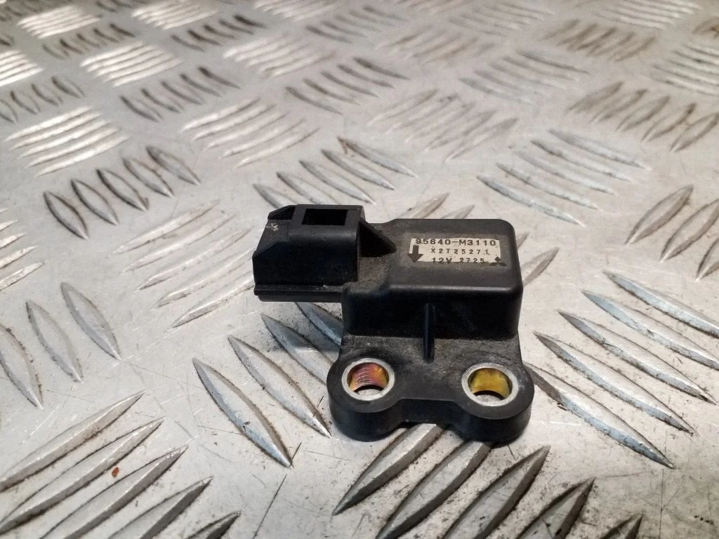 ESP acceleration yaw rate sensor 95640M3110