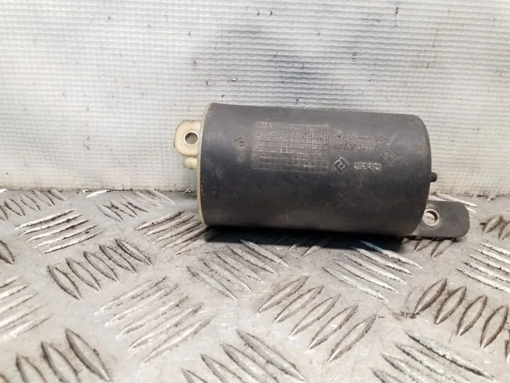 Vacuum air tank – Nissan Primera (2002-2007)