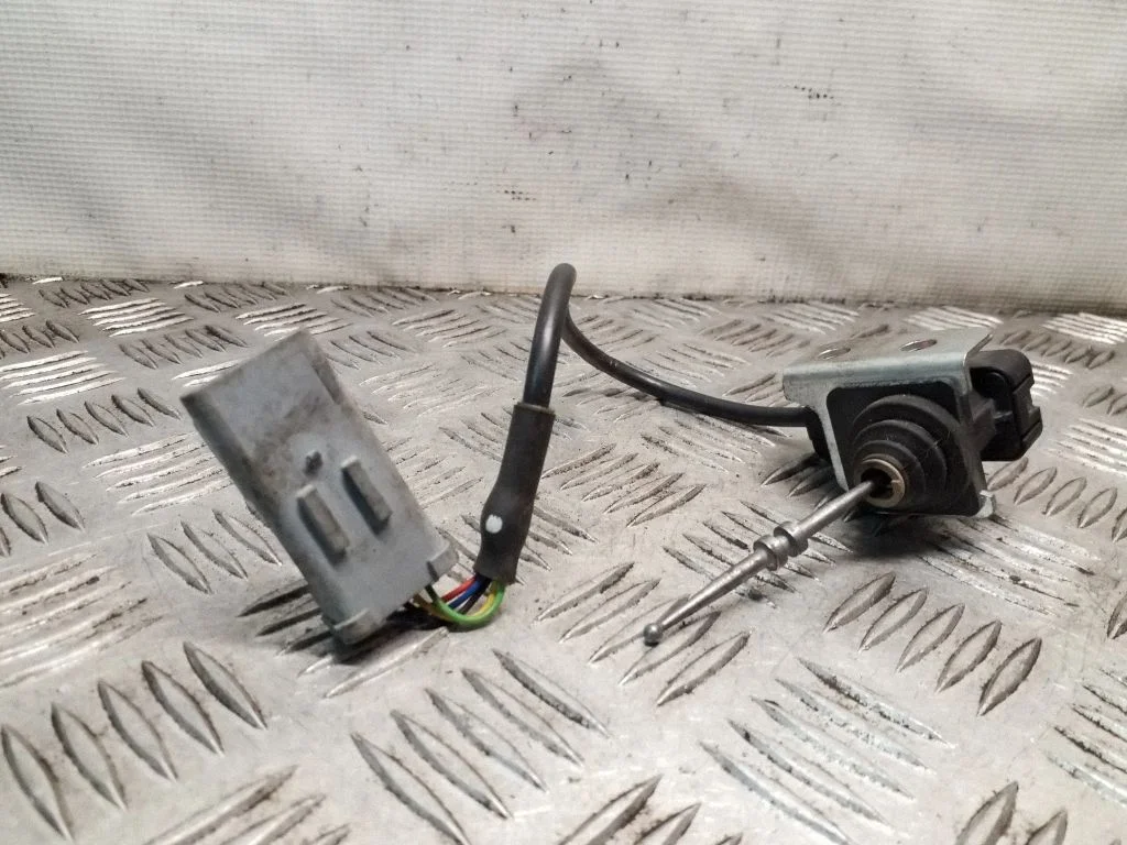 Clutch pedal sensor 9660113680
