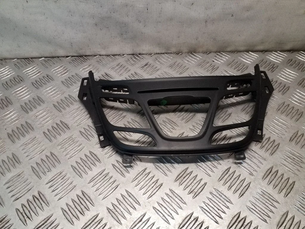 Climate control/heater control trim 1335564X