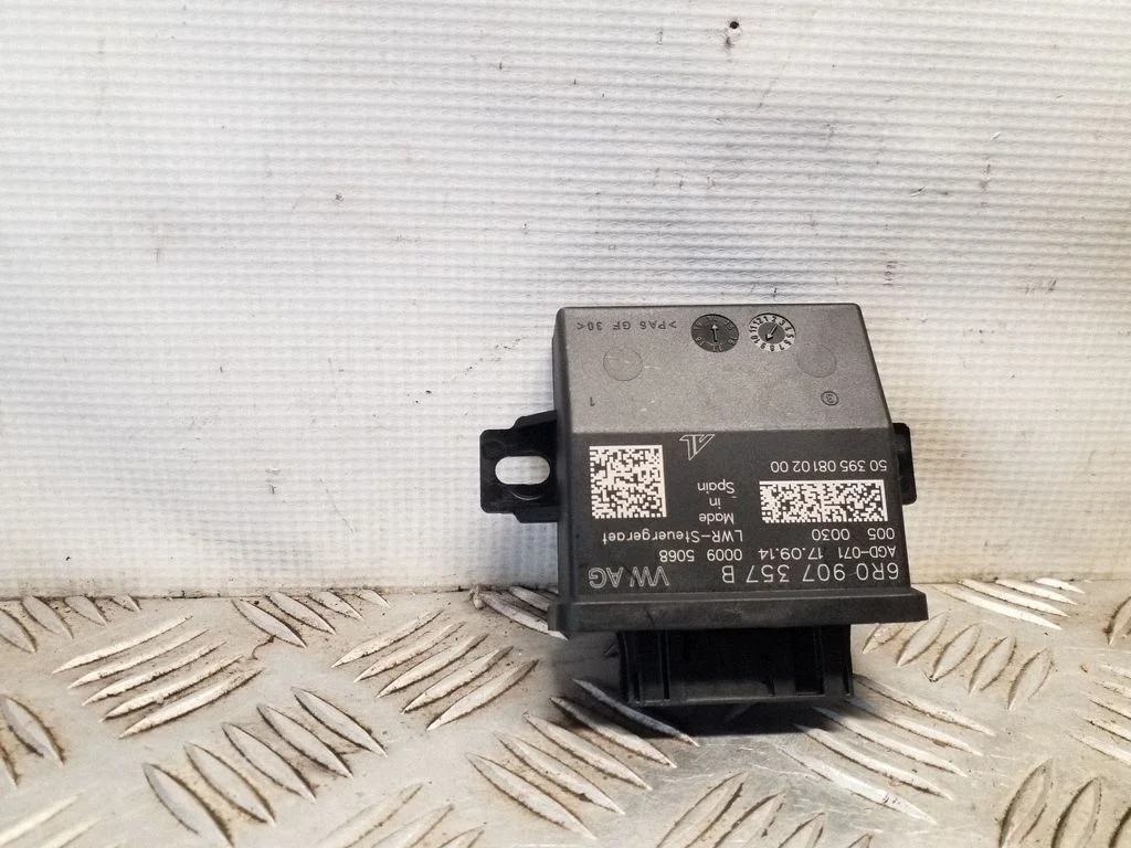 Moduł świateł (LCM) 6R0907357B