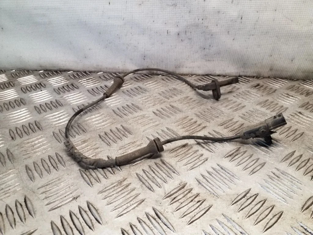 Tagumine piduri ABS-andur 8200735315