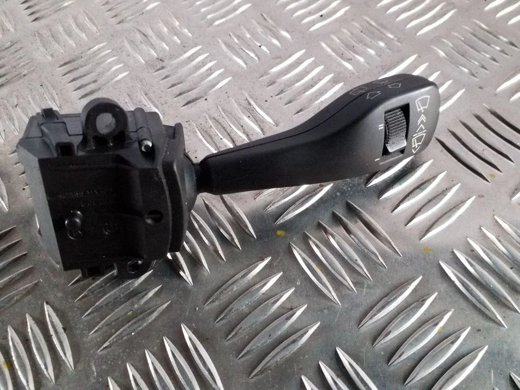 Wiper control stalk 8363669M