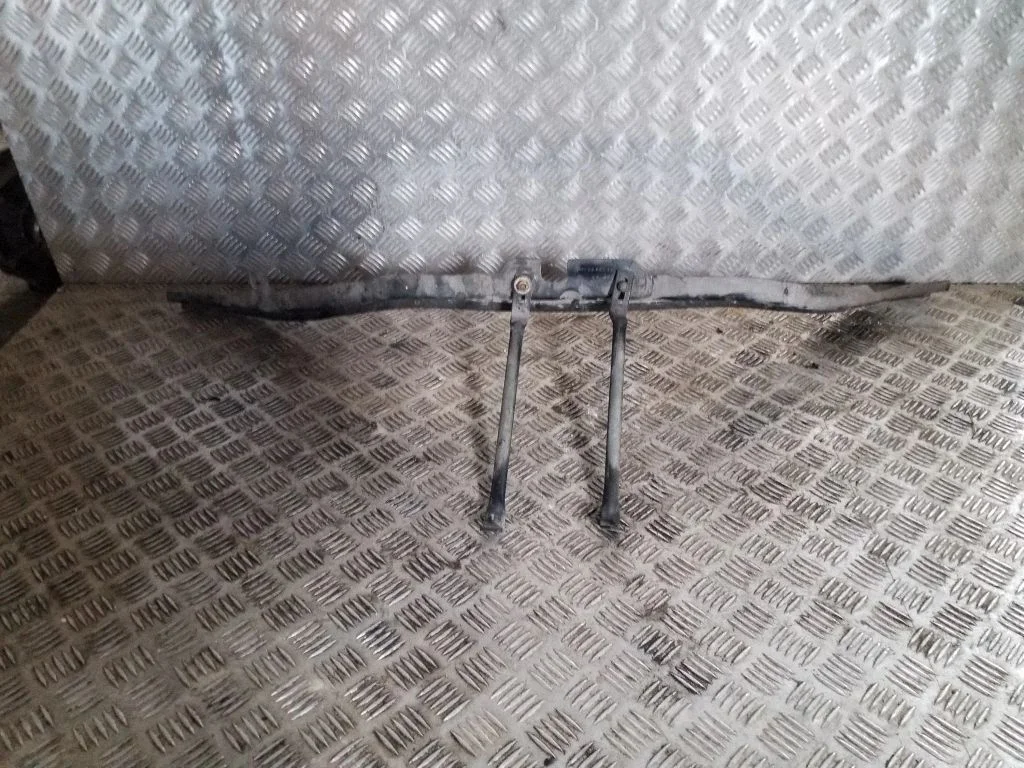 Radiaatori tugipaneeli ülaosa 55394951AF