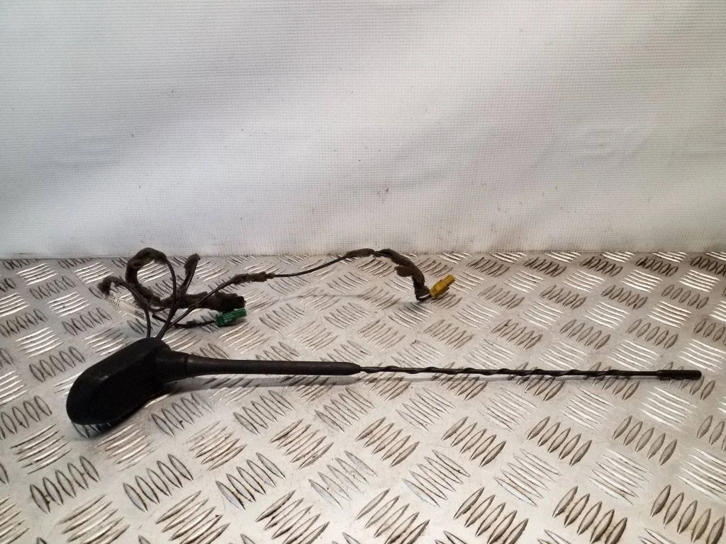 Antena (GPS antena) 1T0035501AB