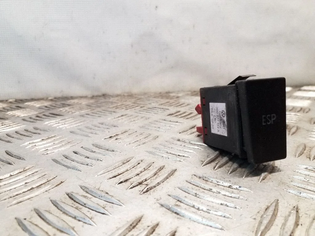 ESP (stabilitātes sistēmas) slēdzis 3B0927134A