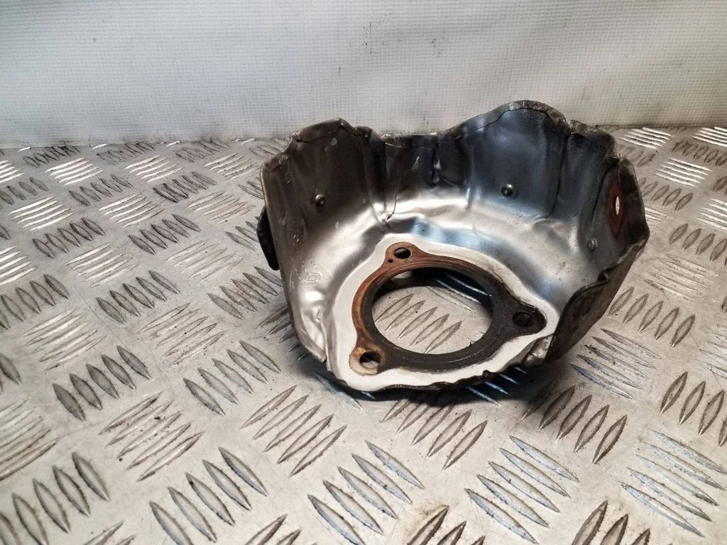 Exhaust heat shield – Renault Trafic III (X82) (2014-)