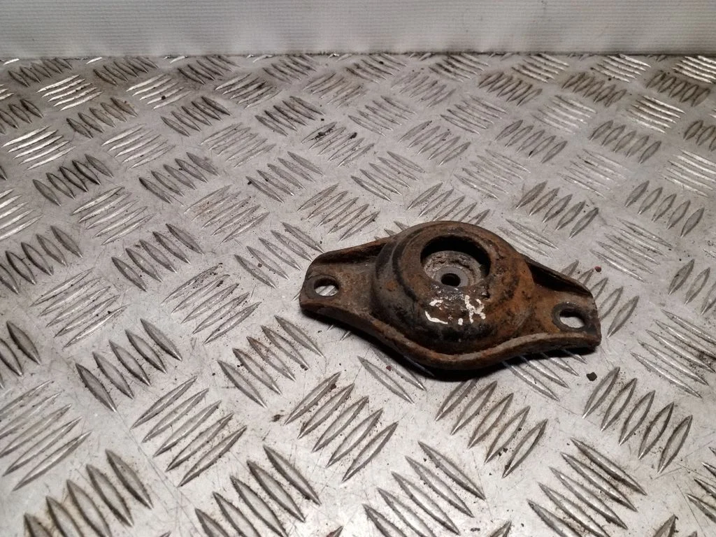 Amortizatoriaus atrama (kronšteinas)