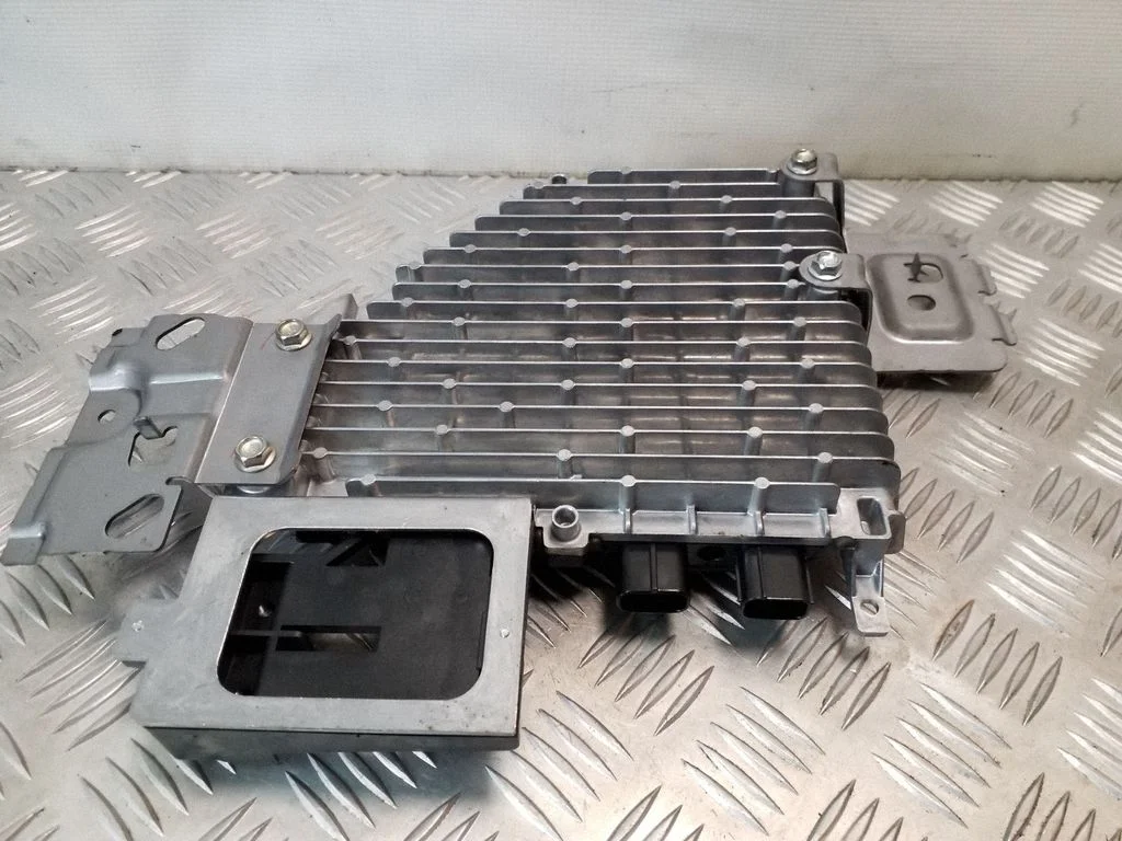 Voltage converter inverter GKK167Y60C