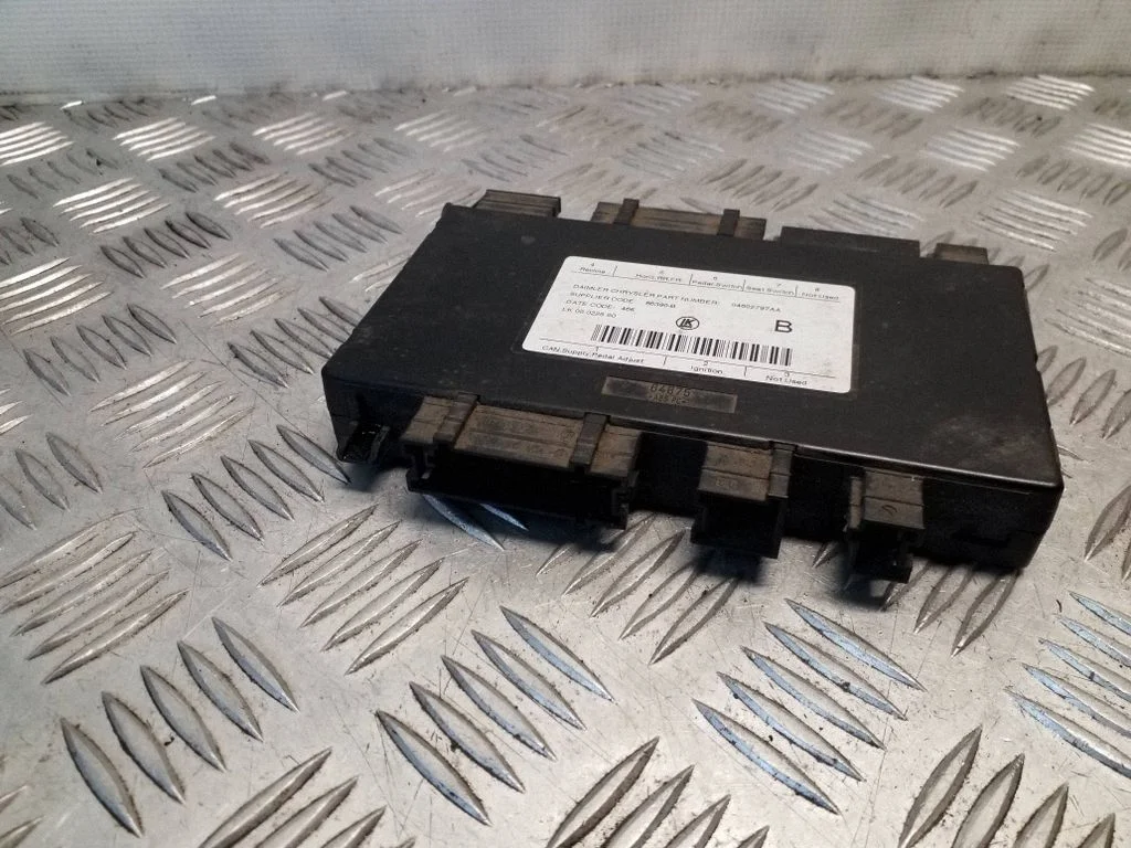 Sēdekļa vadības bloks 04602797AA