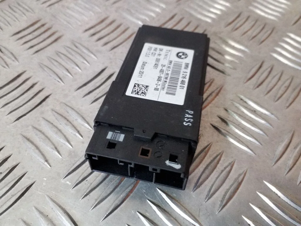 Seat control module 9216468