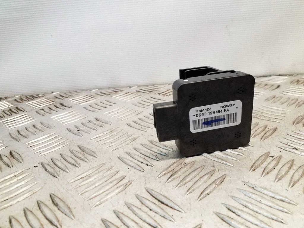 Antenos valdymo blokas