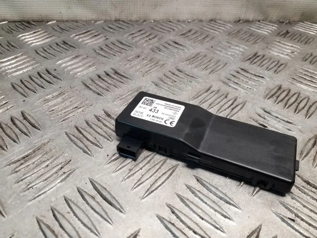 Antenos valdymo blokas