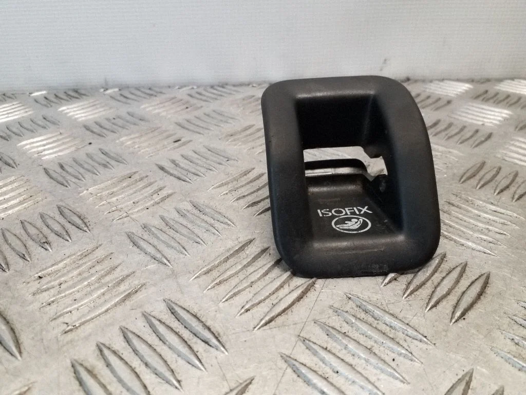 ISOFIX dangtelis