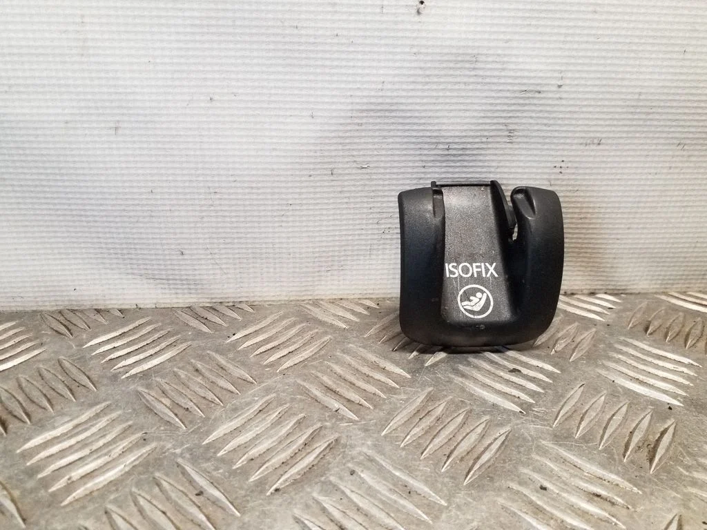 ISOFIX dangtelis
