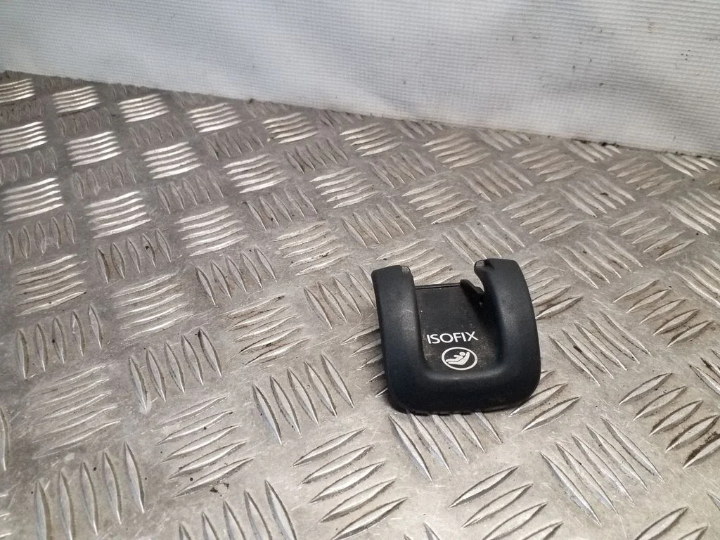 ISOFIX dangtelis